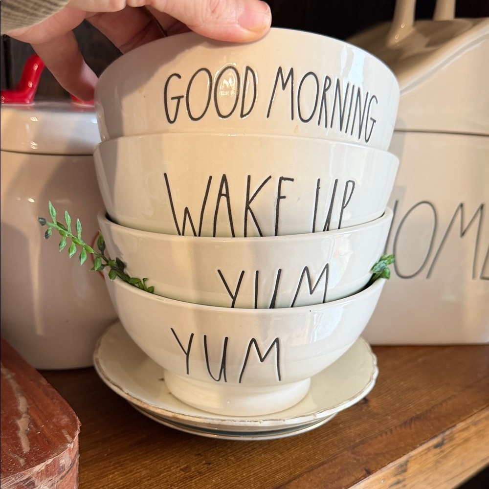 Rae Dunn Cream Text-Design Bowl Set